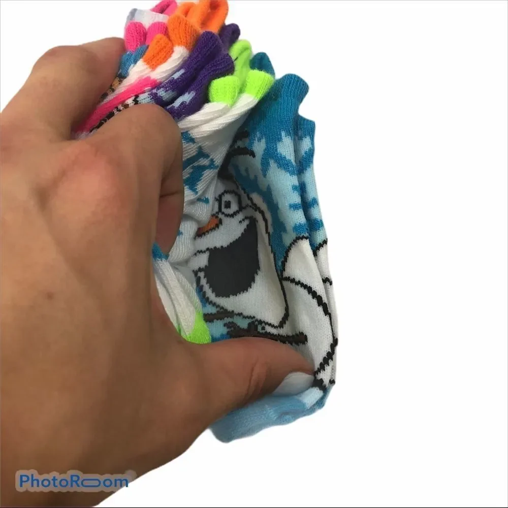 Brand new Pack of 5‎ Pairs of Girls Frozen Socks